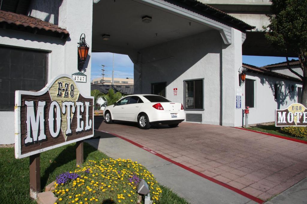 Ez 8 Motel Old Town San Diego Exterior photo
