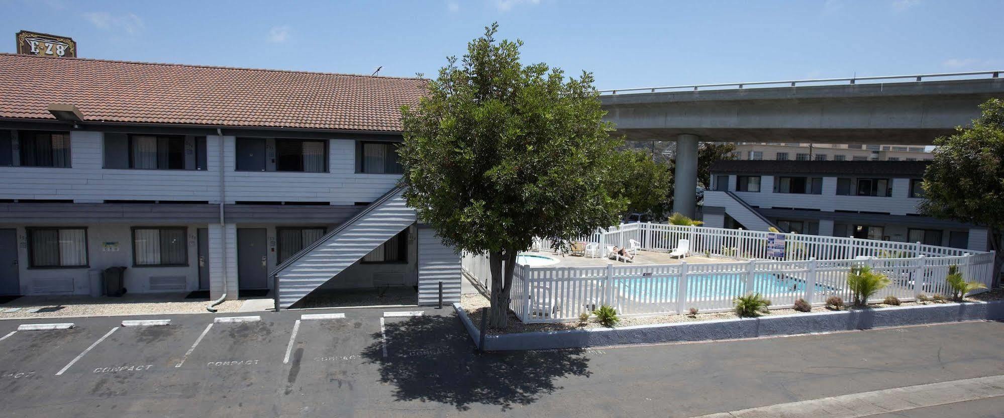 Ez 8 Motel Old Town San Diego Exterior photo
